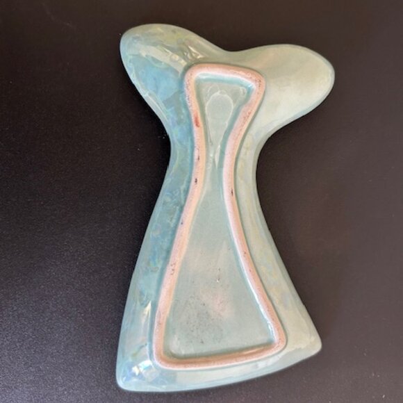 Mermaid Tail Trinket Tray Iridescent Shell Jewelry Dish 6.5" - Picture 3 of 6